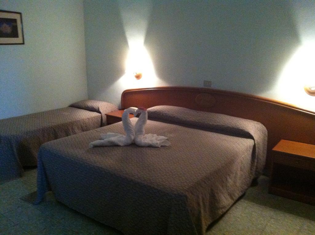 Hotel Eden 산도미노 외부 사진