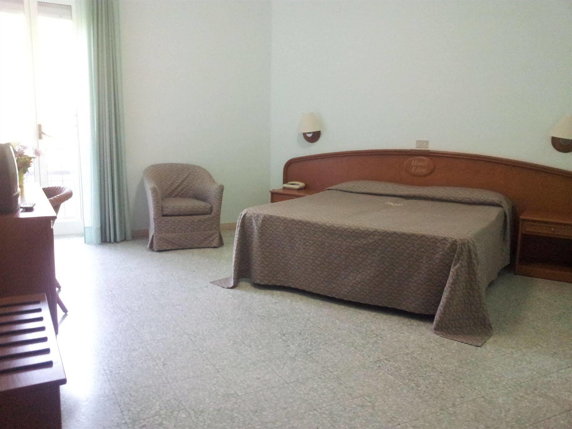Hotel Eden 산도미노 외부 사진